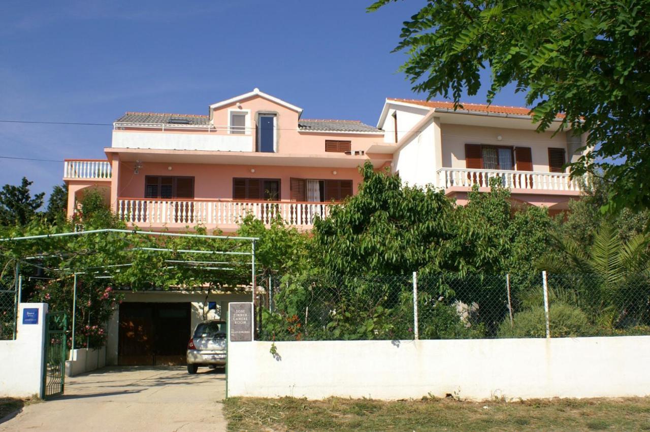 Family Friendly Seaside Apartments Vlasici, Pag - 4319 Exteriér fotografie