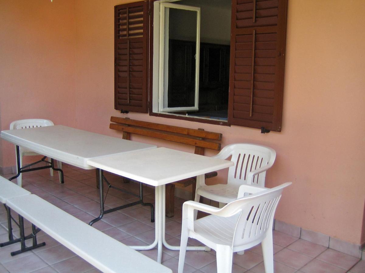 Family Friendly Seaside Apartments Vlasici, Pag - 4319 Exteriér fotografie