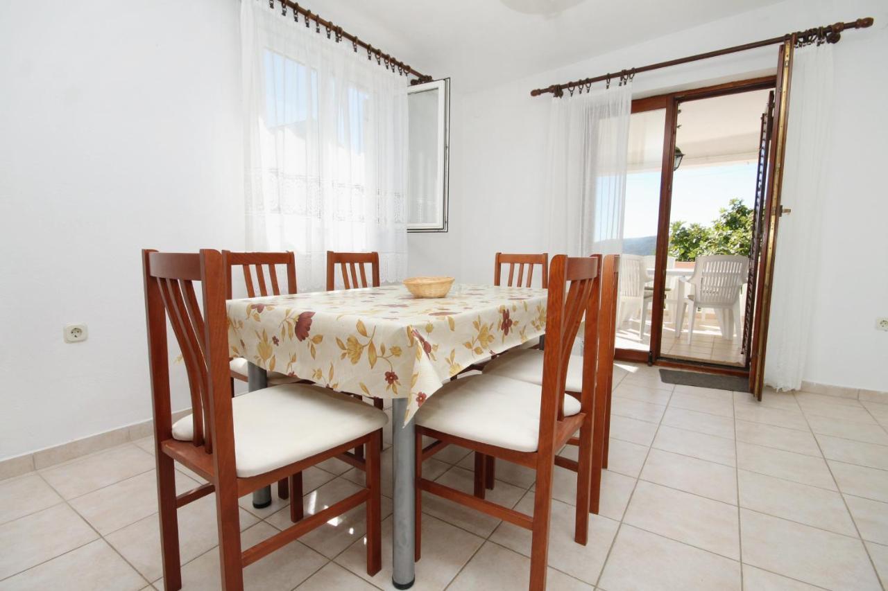 Family Friendly Seaside Apartments Vlasici, Pag - 4319 Exteriér fotografie
