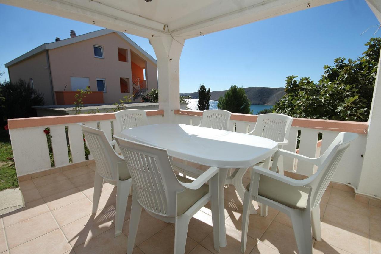 Family Friendly Seaside Apartments Vlasici, Pag - 4319 Exteriér fotografie