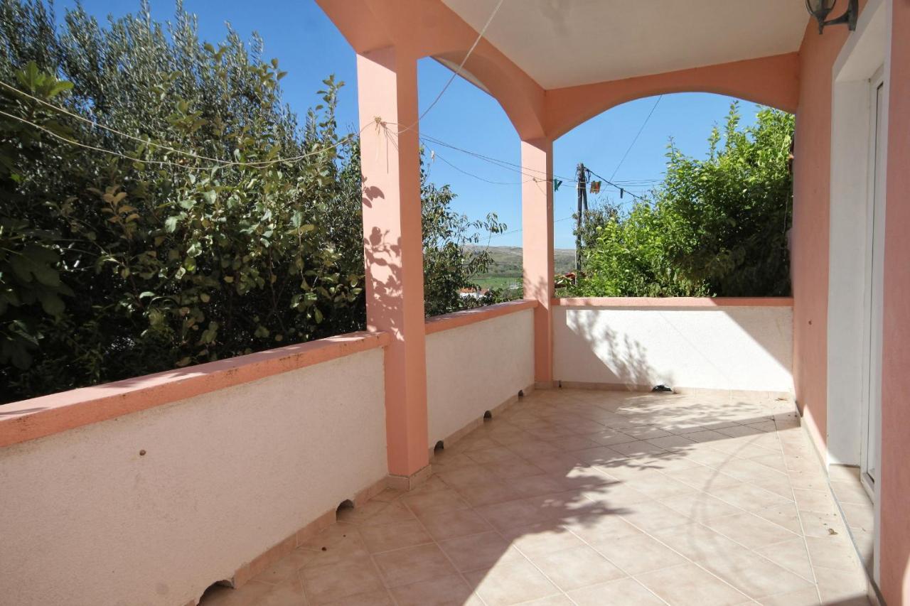 Family Friendly Seaside Apartments Vlasici, Pag - 4319 Exteriér fotografie